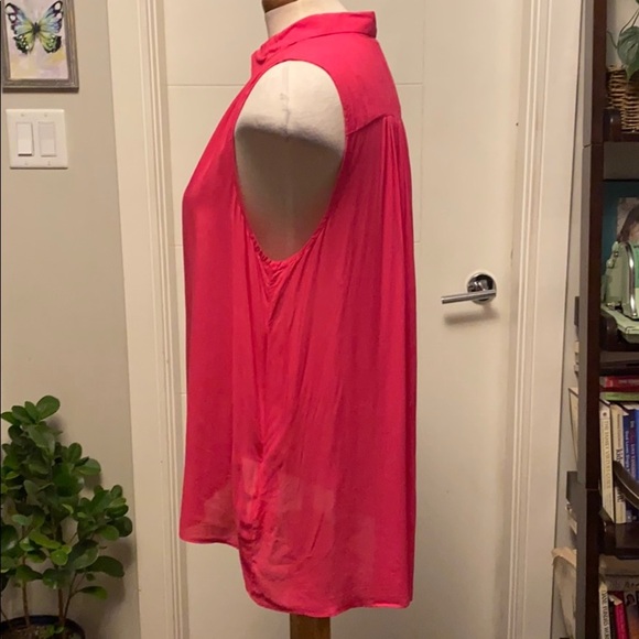 Pink button up tunic - Picture 2 of 3
